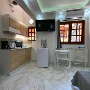 ano-poli-studios-4.hotels-of-thessaloniki.com/
